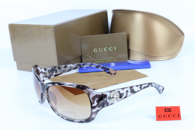 GUCCl Boutique Sunglasses 039